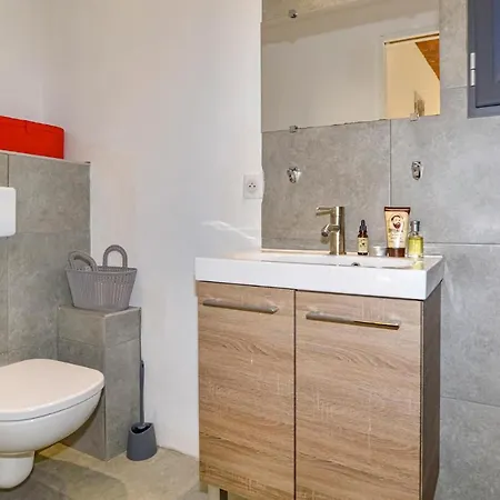 度假居 Lovely In With Wifi Montegrosso